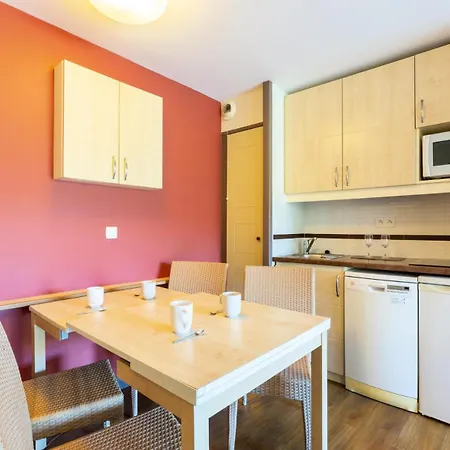 Résidence Le Village De Cap Esterel - Maeva - 2 Pièces 5 Personnes - Confort Mae-6094 Appartement